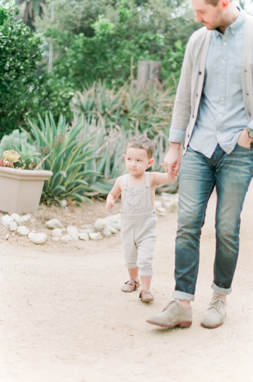 austin texas film photographer on location motherhood session the magically mundane workshop pasadena california travel shoot 5