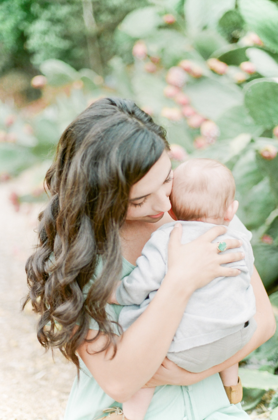 austin texas film photographer on location motherhood session the magically mundane workshop pasadena california travel shoot 8