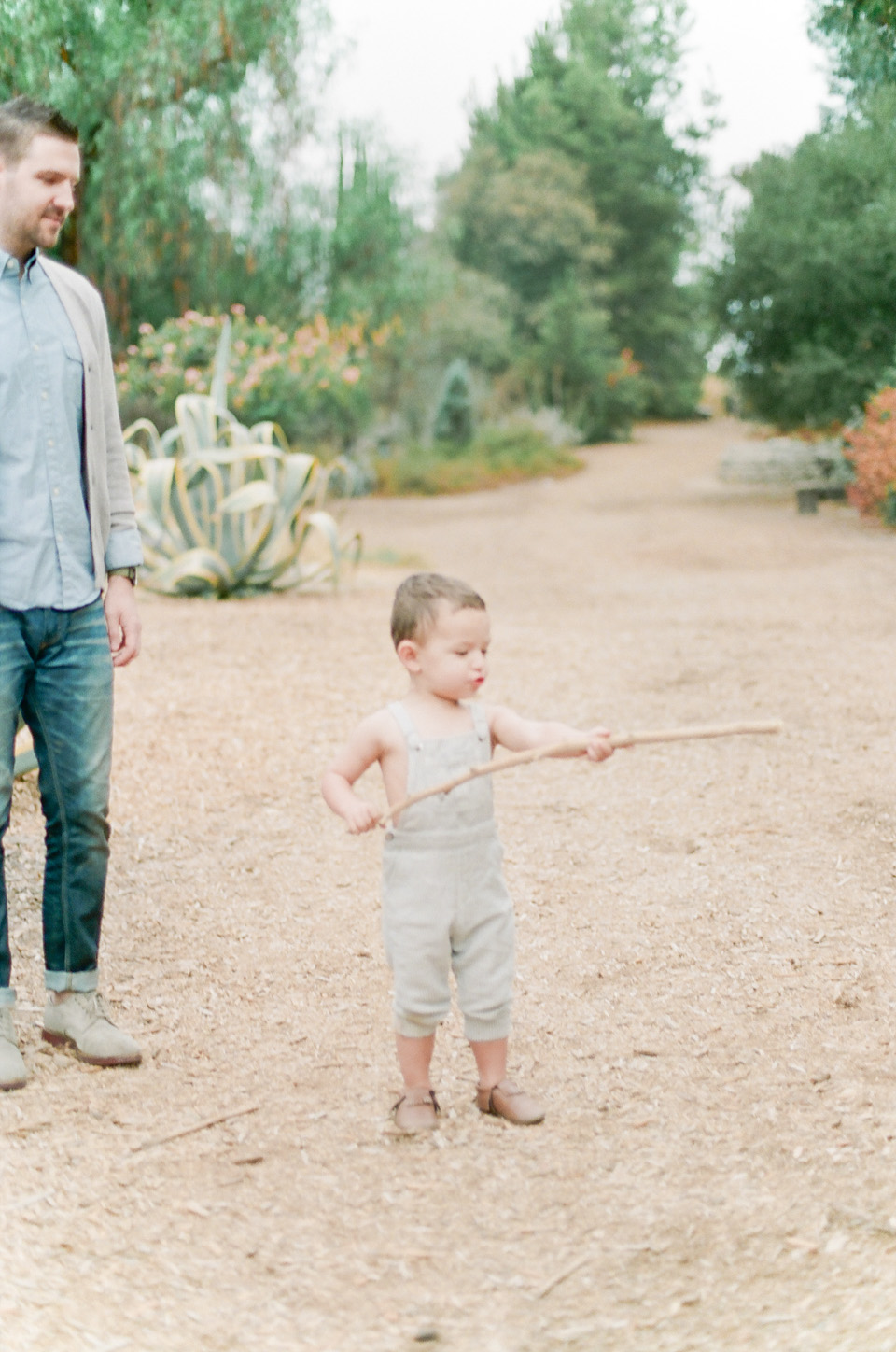 austin texas film photographer on location motherhood session the magically mundane workshop pasadena california travel shoot 9