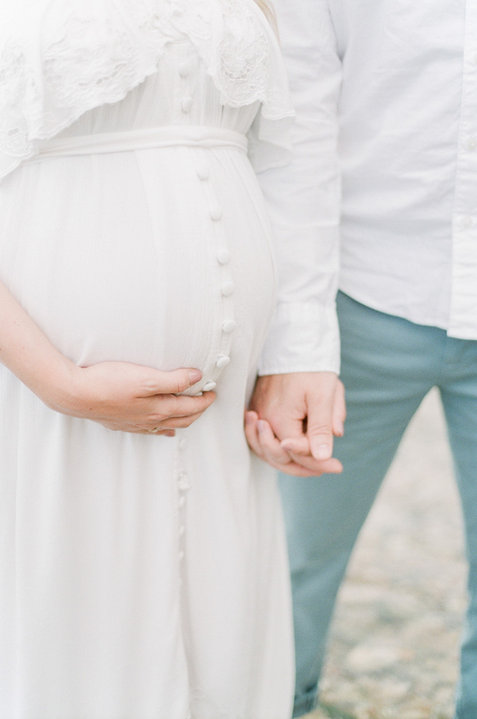 austin-texas-film-photographer-light-airy-maternity-session-colorado-river-8