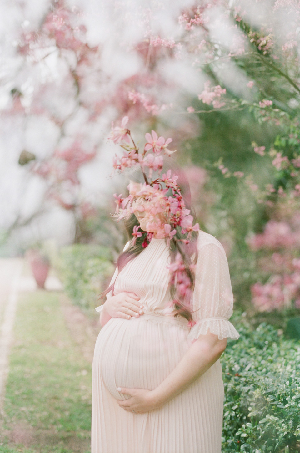 north-austin-texas-maternity-film-photographer-laguna-gloria-3-2