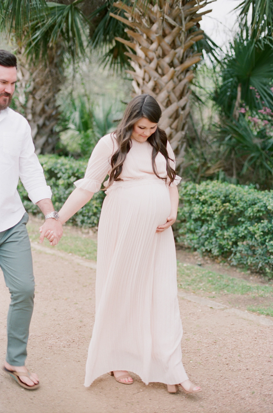 north-austin-texas-maternity-film-photographer-laguna-gloria-5-1