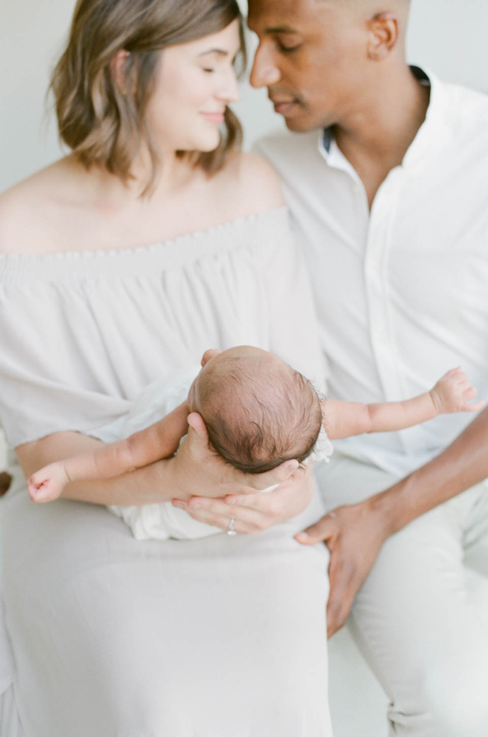 austin-tx-family-newborn-film-photographer-light-airy-studio-wildflowers-mama-fine-art-motherhood-1