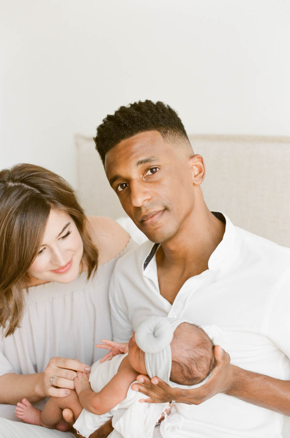 austin-tx-family-newborn-film-photographer-light-airy-studio-wildflowers-mama-fine-art-motherhood-10