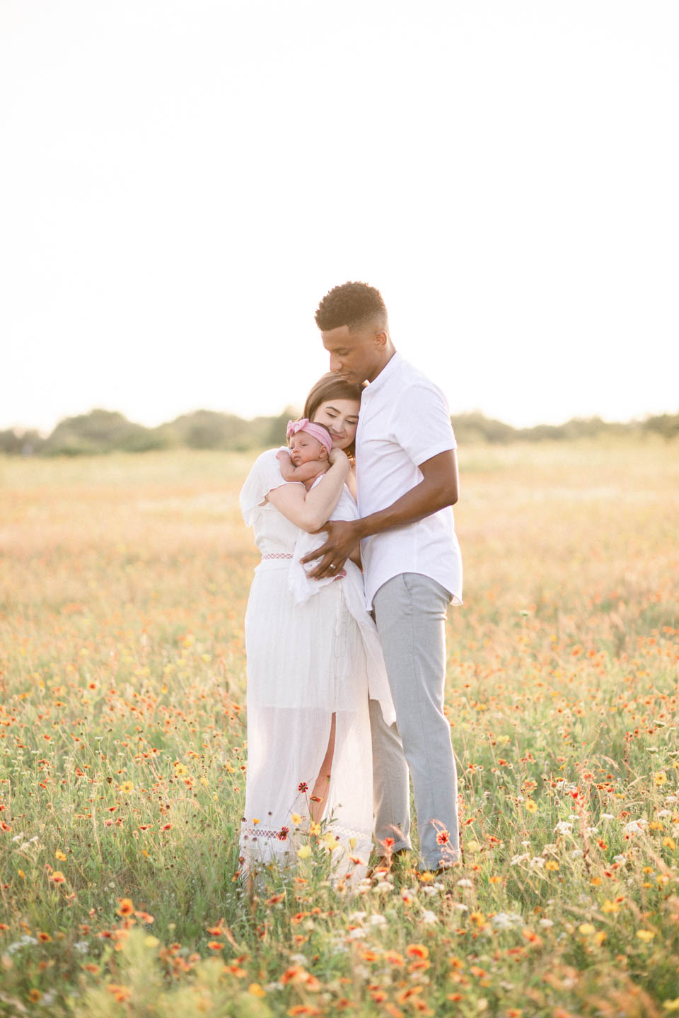 austin-tx-family-newborn-film-photographer-light-airy-studio-wildflowers-mama-fine-art-motherhood-14