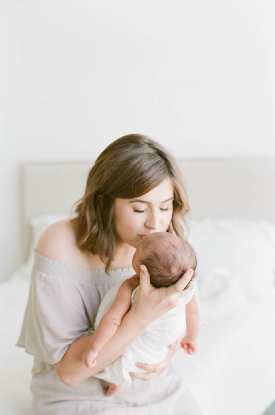 austin-tx-family-newborn-film-photographer-light-airy-studio-wildflowers-mama-fine-art-motherhood-2