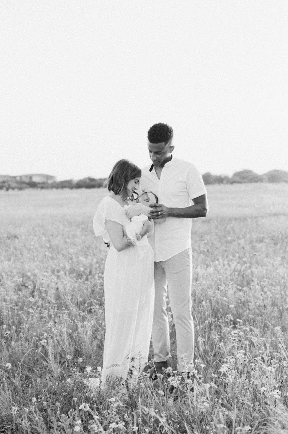 austin-tx-family-newborn-film-photographer-light-airy-studio-wildflowers-mama-fine-art-motherhood-20