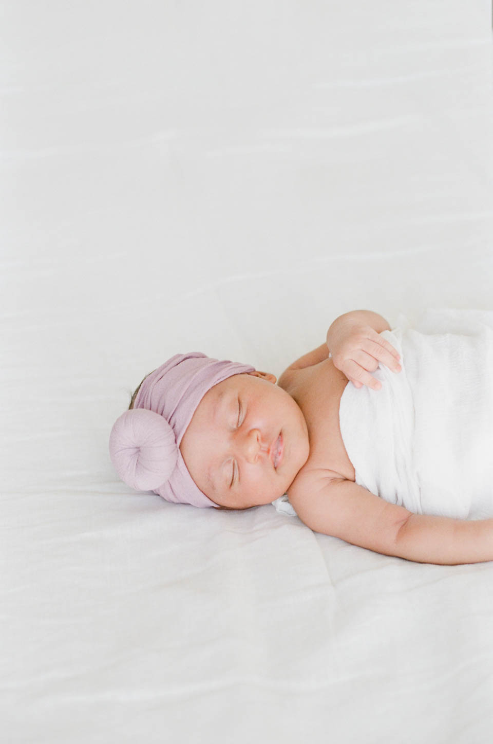 austin-tx-family-newborn-film-photographer-light-airy-studio-wildflowers-mama-fine-art-motherhood-3