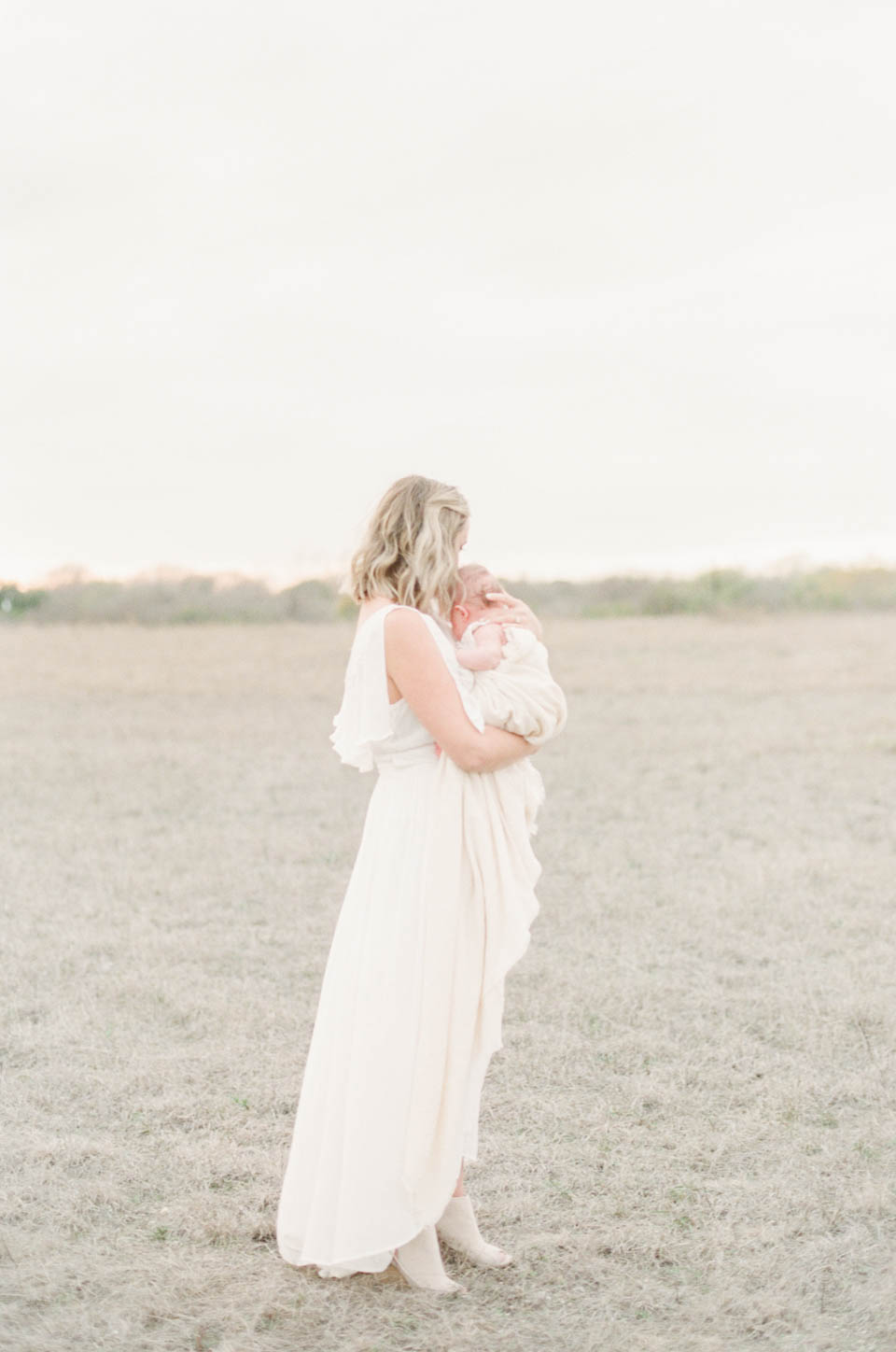 austin Film motherhood photographer light airy studio natural light boho newborn-27