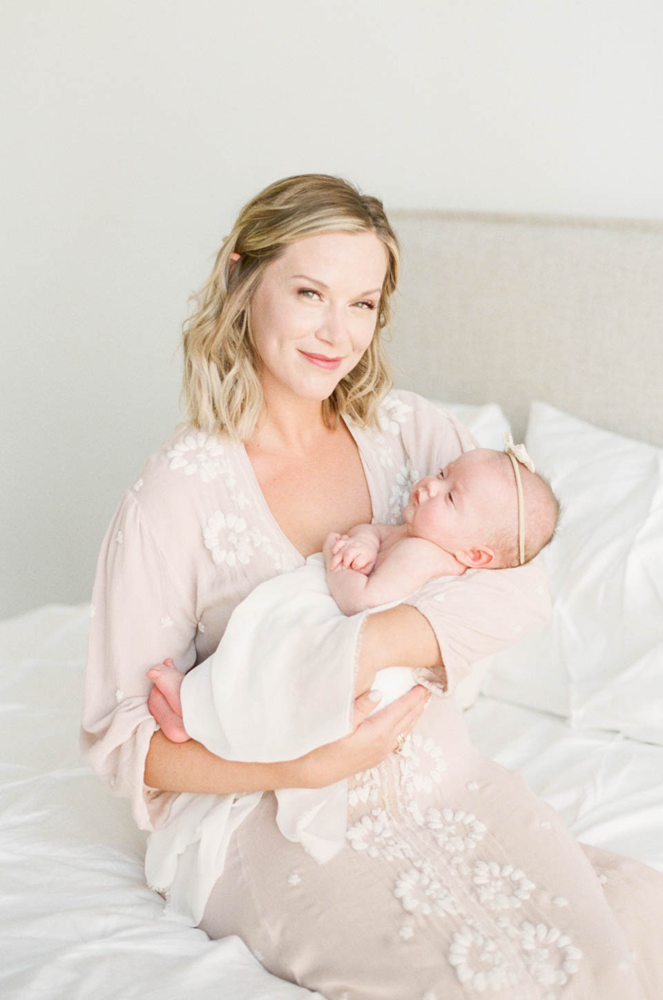 austin Film motherhood photographer light airy studio natural light boho newborn-4
