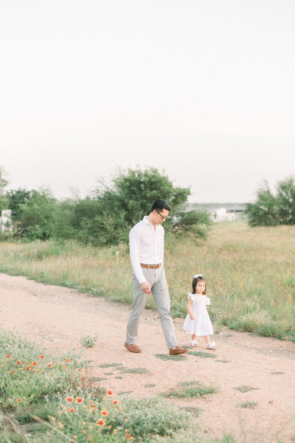 north-austin-motherhood-photographer-light-airy-studio-family-natural-light-12