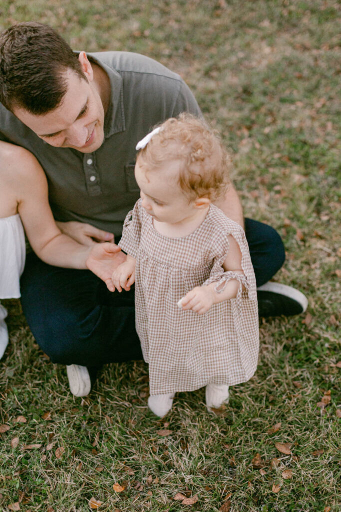 memphis-tennessee-austin-texas-family-photographer-natural-light-and-airy-photo-studio--12